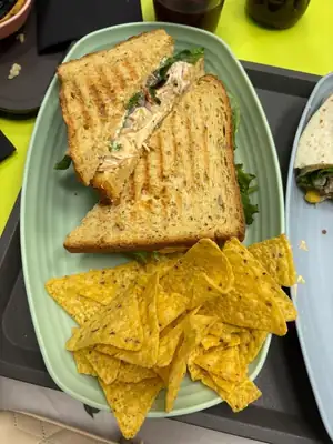Foto subida por un cliente en una reseña de Google de Umami Healthy Food
